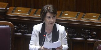 Governo, Roccella “Ok Cdm a registro nazionale per affido minori”