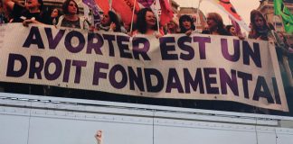 Francia, aborto diventa libertà garantita da Costituzione: primo Paese al mondo