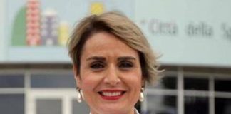 Antonella Viola compra casa a famiglia che vive in auto: ecco come è andata