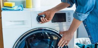 Lavatrice, asciugatrice e aspirapolvere: ecco quanto pulire casa incide sulla bolletta
