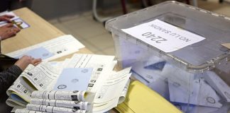 Elezioni Turchia, test per il ‘sultano’ Erdogan. Un morto in scontri durante il voto