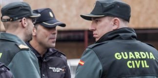 Spagna, bimbe di 2 e 4 anni trovate morte in casa. La madre: “Avvelenate dal papà”