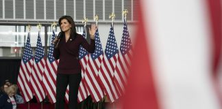 Elezioni Usa 2024, il ritiro di Haley figlia di indiani che voleva essere prima presidente donna
