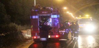 Taranto, auto contro un palo: muore a 19 anni