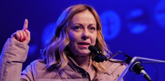 Abruzzo, Meloni lancia Marsilio e mette ‘l’elmetto’: “Alle elezioni europee succederà di tutto”