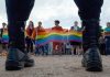 Russia, movimento Lgbt bandito per ‘estremismo’: due arresti