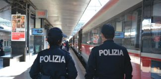 Da Napoli a Padova per truffare anziana, fermato 16enne: con se 50mila euro di bottino