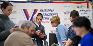 Russia, secondo giorno di presidenziali. Kiev rivendica: “Violato sistema di voto elettronico”