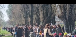 Fiumi di Primavera, “L’acqua è uno strumento di pace, non sprechiamola”. In 3.000 sul Lungolago