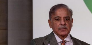 Pakistan, Shehbaz Sharif eletto premier