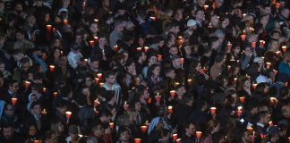 Ascolti tv, oltre il 20% di share per la Via Crucis Venerdì Santo su Rai1