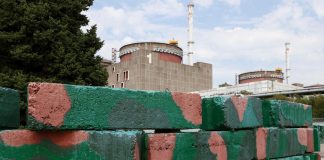 Ucraina, ondata di raid Russia: centrale Zaporizhzhia a rischio blackout