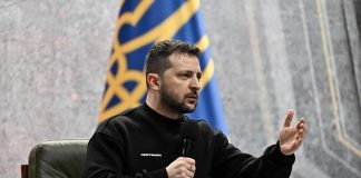Ucraina, Zelensky e il messaggio agli Usa: “Sei mesi sprecati, Putin non aspetta”