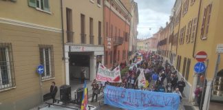 Oltre 800 in corteo a Mantova: “fedeli alla Resistenza”