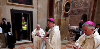 Il vescovo Trevisi: “don Mazzolari avrebbe denunciato questa economia di guerra”