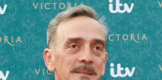 Morto Adrian Schiller, star di ‘The Last Kingdom’ aveva 60 anni