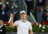 Sinner rimonta e batte Khachanov, vola ai quarti di Madrid