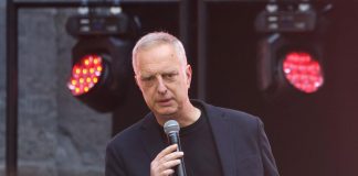 Scurati contro il governo: “Ho toccato con mano cosa significhi subire il metodo fascista”