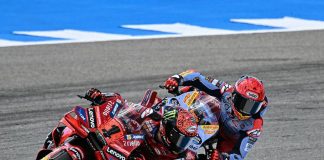 MotoGp Jerez, vince Bagnaia dopo duello serrato con Marquez