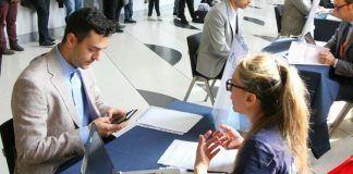 Lavoro, ecco 6 consigli per affrontare al meglio un colloquio in inglese