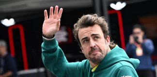 F1, Alonso rinnova con l’Aston Martin:”Qui per restare”