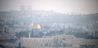 Attacco Iran su Israele, Idf: “Intercettato 99% droni e missili”. Meloni convoca G7