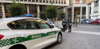 Ladro di biciclette fermato in azione dalla Polizia Locale: denunciato 34enne