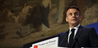 Ue, Macron: “Europa oggi può morire, dipende da nostre scelte”