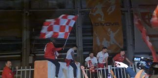 Dopo la mezzanotte il Mantova arriva allo stadio. Tifosi in delirio e festa fino al mattino