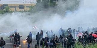 G7, corteo di protesta a Torino: manifestanti bloccano tangenziale