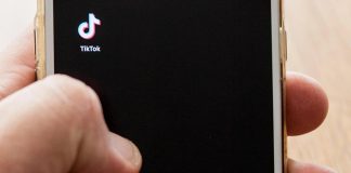 TikTok rischia di scomparire dai telefoni americani. Il divieto di nuovo al Congresso