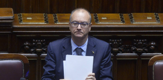 Scuola, Valditara: “No chiusure per feste non riconosciute dallo Stato”