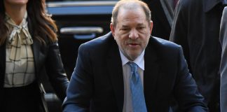 Harvey Weinstein, annullata la condanna per stupro