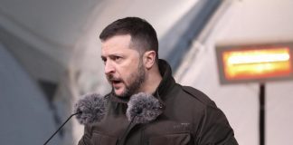 Zelensky: “Russia mobilita altri 300mila soldati”. Ucraina, allarme esercito: “Rischiamo crollo”
