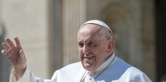 Papa Francesco “No alla guerra, sì al dialogo”