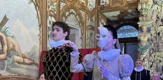 Campogalliani, successo per la prima dello spettacolo al Ducale. Domani la replica