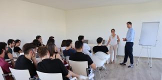 Startup, con Geeks addio ‘Great Gloom’: ecco come favorire clima positivo e felicità lavoratori