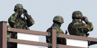 Corea del Nord, oltre 200 palloncini con feci e spazzatura contro il Sud