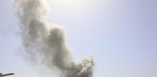 Gaza, media: “Raid Israele su moschea: 16 morti, 10 sono bambini”