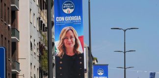 Europee, è corsa al manifesto: centrodestra punta sui leader, il Pd sceglie i temi