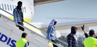 Migranti, Enac blocca voli Ong. Sea Watch: “Non ci fermeremo”