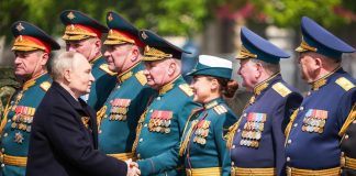 Russia celebra la Giornata della Vittoria, Putin: “Forze nucleari sempre pronte”