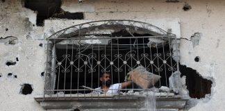 Israele, Corte Aja ordina stop offensiva su Rafah ma raid continuano