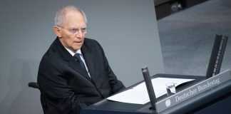Germania, scoperta buca di 1,2 metri nella tomba di Schaeuble