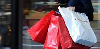 Mantova, negozianti pronti per la festa e il black friday: “occasione da non perdere”