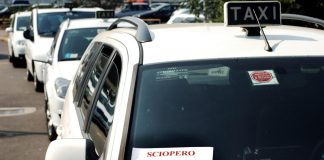 Sciopero nazionale dei taxi oggi 21 maggio. Lo stop dalle 8 alle 22