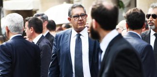 Toti, oggi interrogatorio di garanzia ma non parlerà. Governatore valuta futuro politico