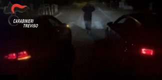 Gara di velocità tra auto a Treviso, piloti 20enni incastrati da video finito sui social