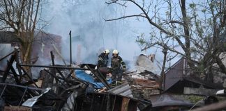 Ucraina, Kharkiv ancora sotto le bombe. Russia minaccia Gb