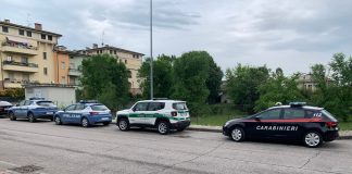 Blitz in via Donati: sgomberati due abusivi. Tunisino 26enne denunciato per possesso di hashish